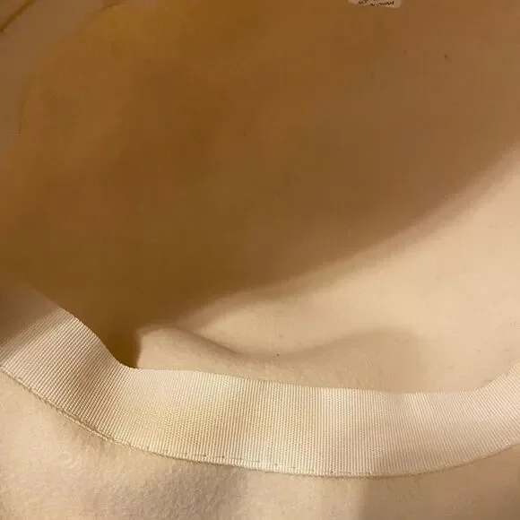 100% Wool White Hat - Picture 4 of 4
